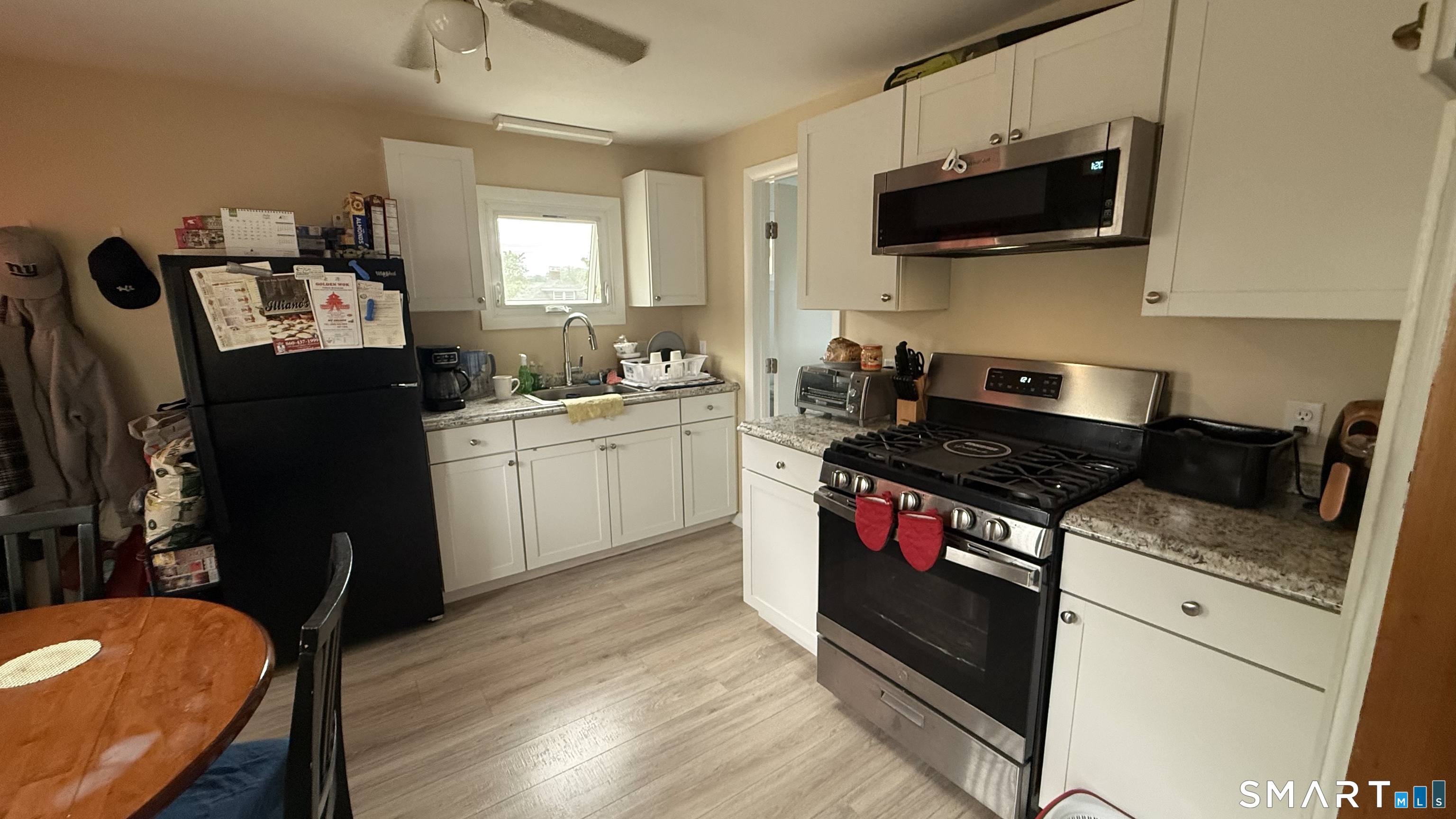 49 Chappell Street New London CT 06320