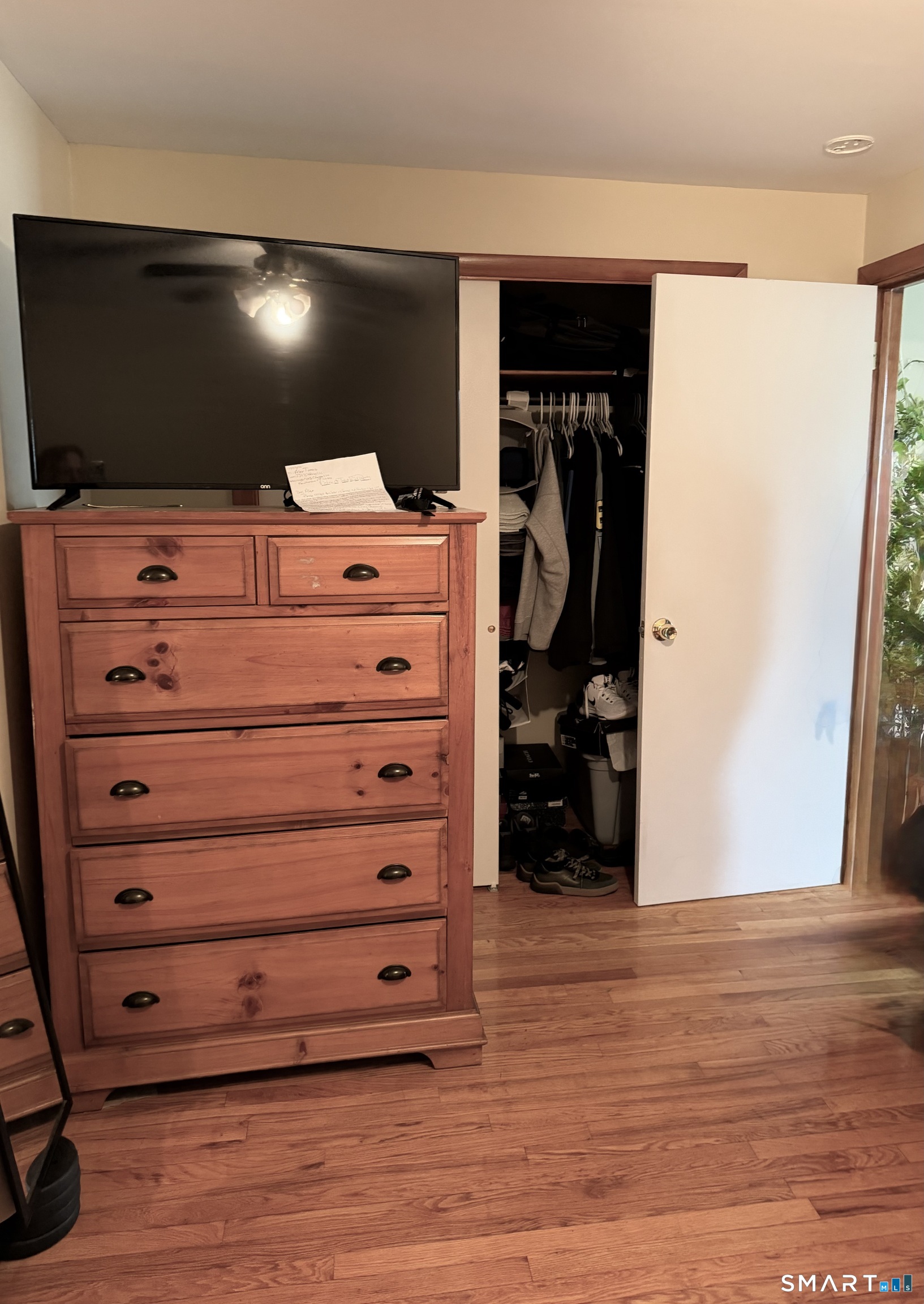 49 Chappell Street New London CT 06320