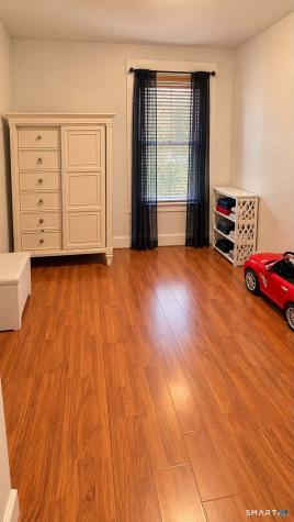 246 Front Avenue West Haven CT 06516