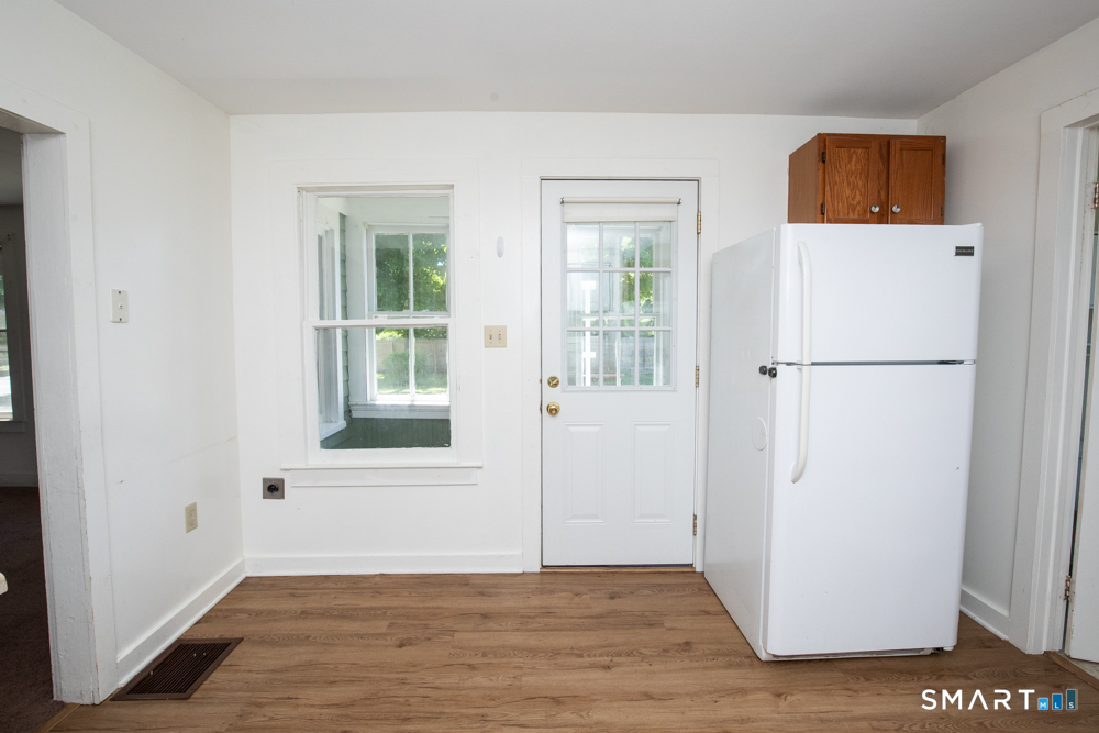 73 Evansville Avenue Meriden CT 06451