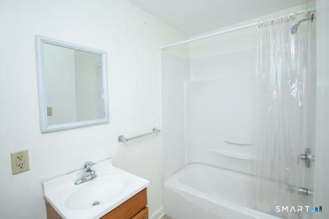 73 Evansville Avenue Meriden CT 06451
