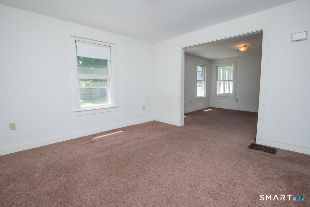 73 Evansville Avenue Meriden CT 06451
