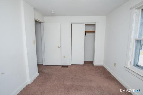 73 Evansville Avenue Meriden CT 06451
