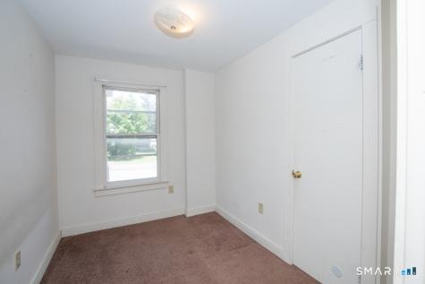 73 Evansville Avenue Meriden CT 06451
