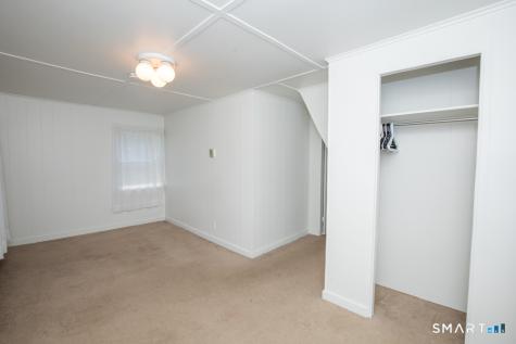 73 Evansville Avenue Meriden CT 06451