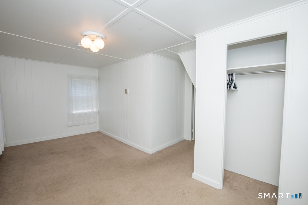 73 Evansville Avenue Meriden CT 06451