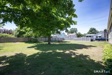 73 Evansville Avenue Meriden CT 06451