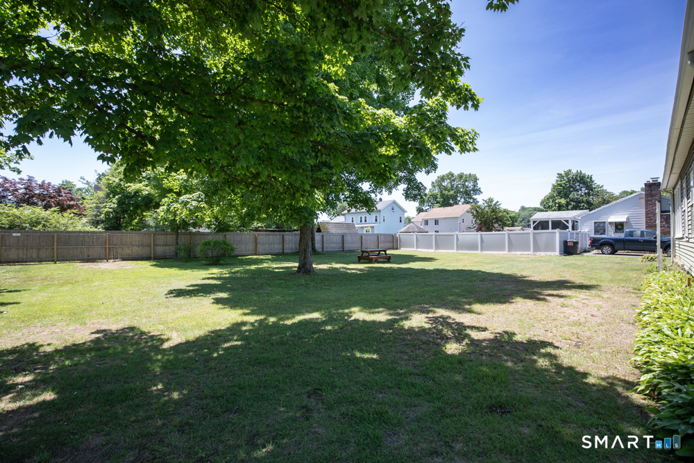 73 Evansville Avenue Meriden CT 06451