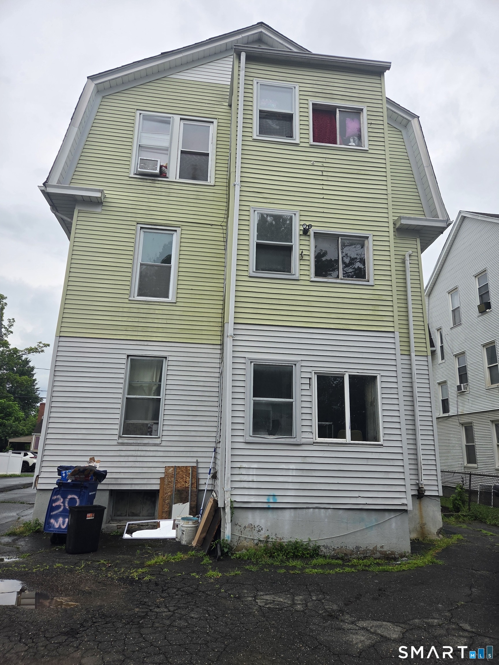 30-32 Wayland Street Hartford CT 06114