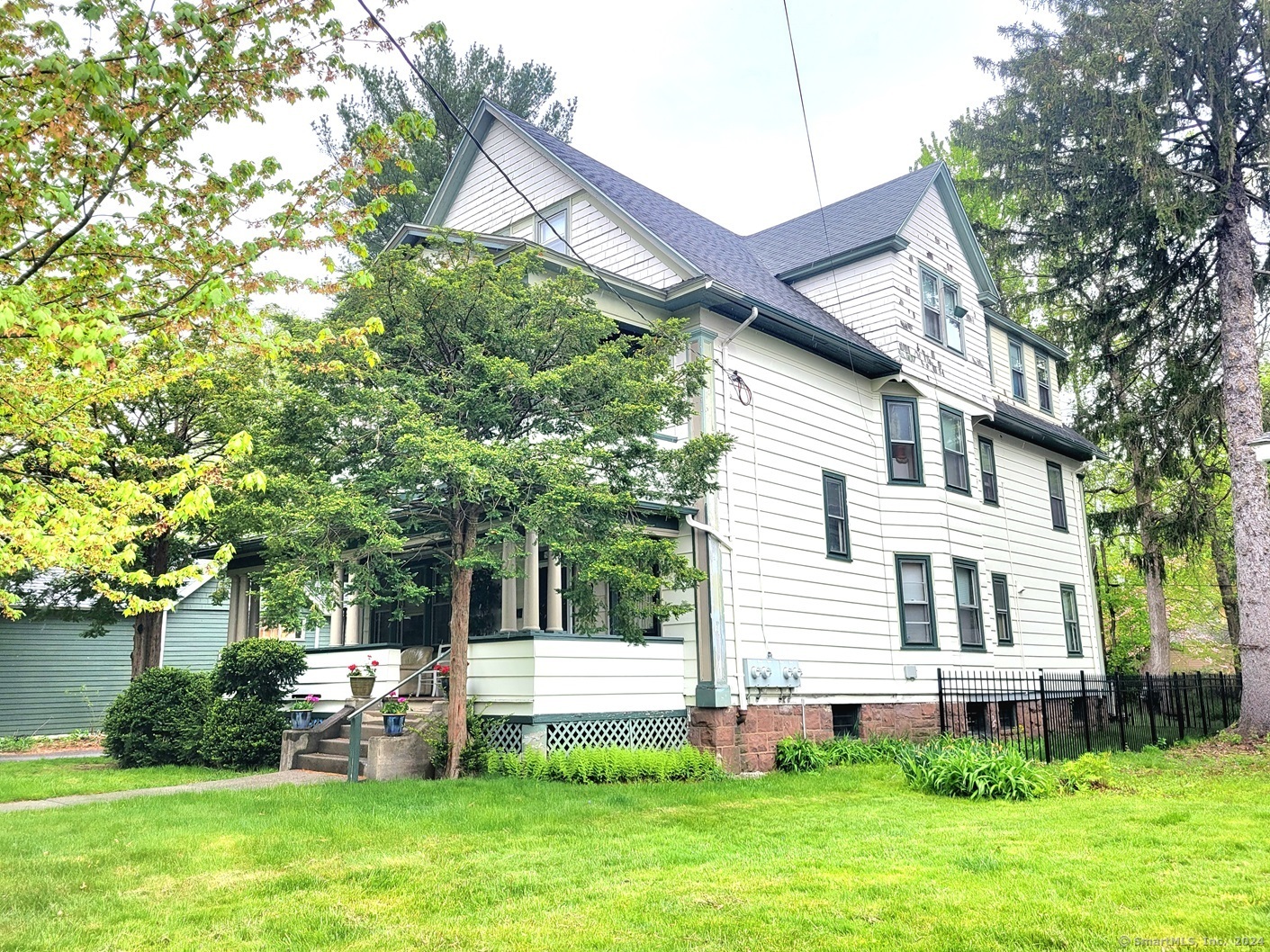 978 West Boulevard Hartford CT 06105