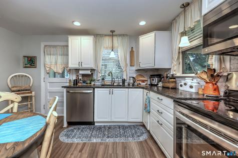 394 Main Street Portland CT 06480