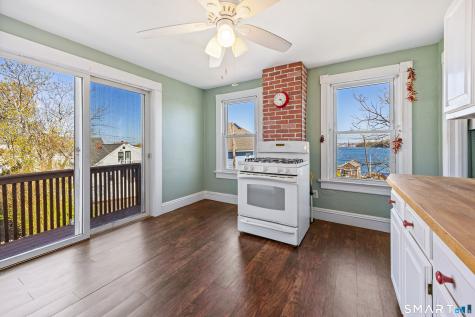 338 Lighthouse Road New Haven CT 06512