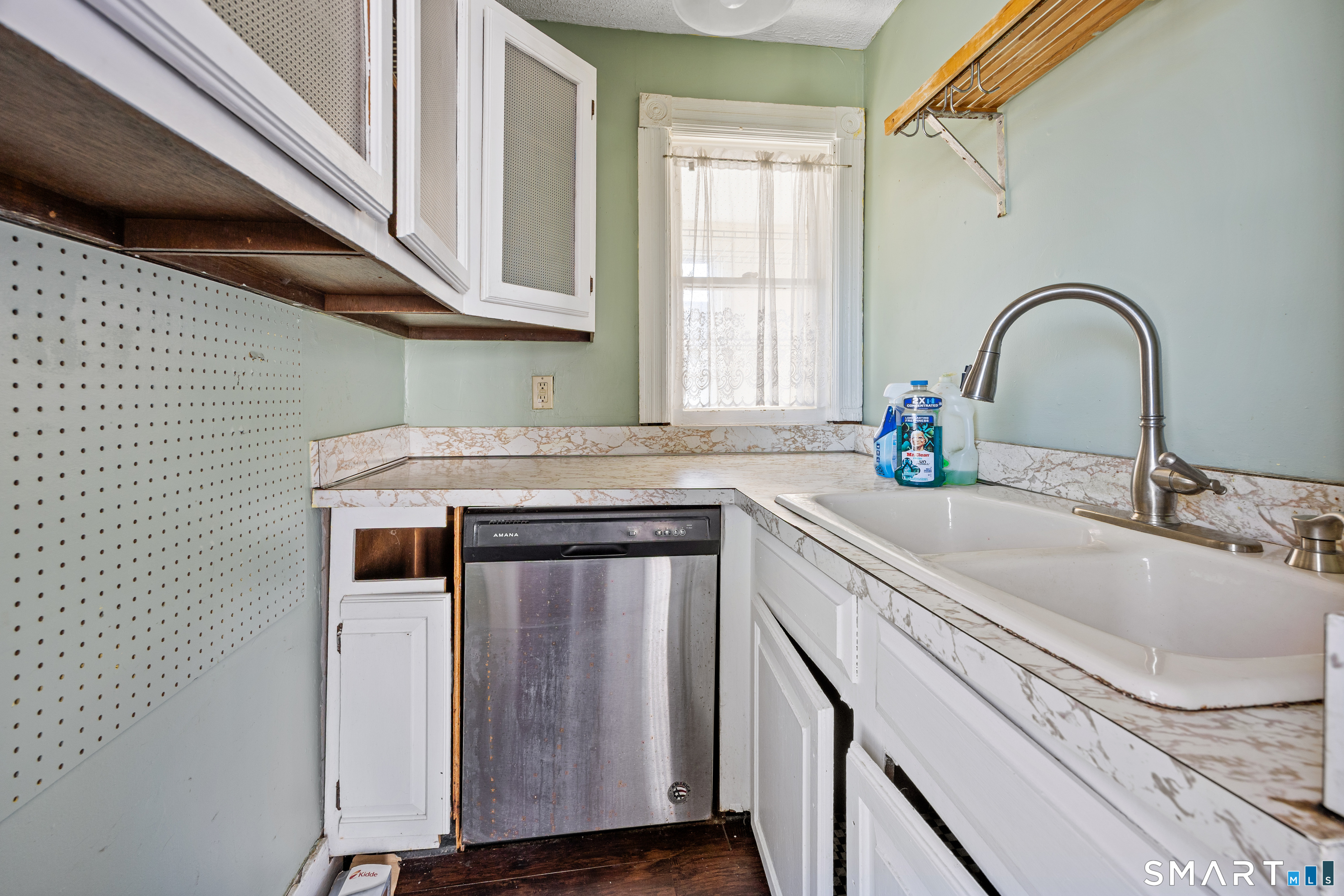 338 Lighthouse Road New Haven CT 06512