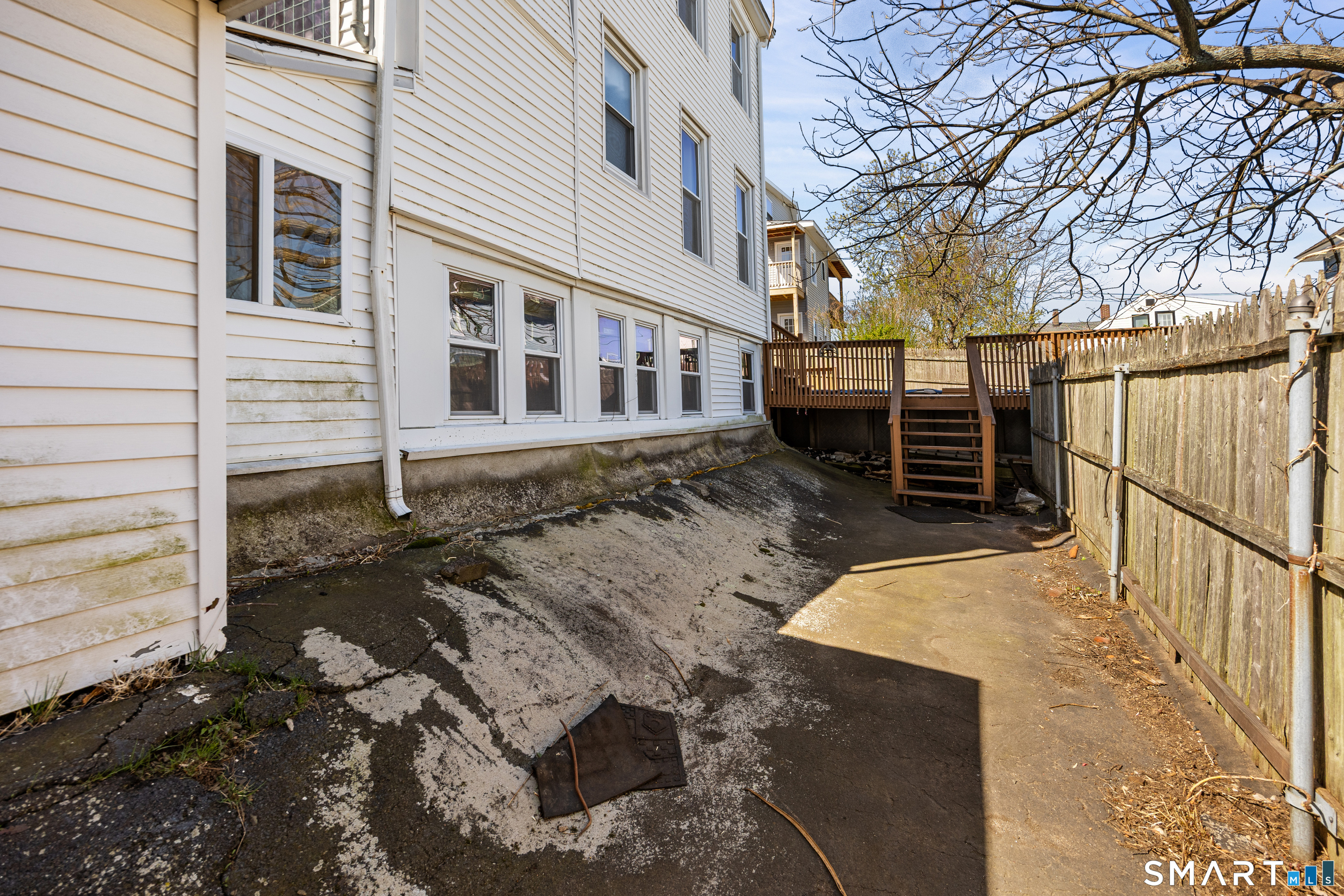 338 Lighthouse Road New Haven CT 06512