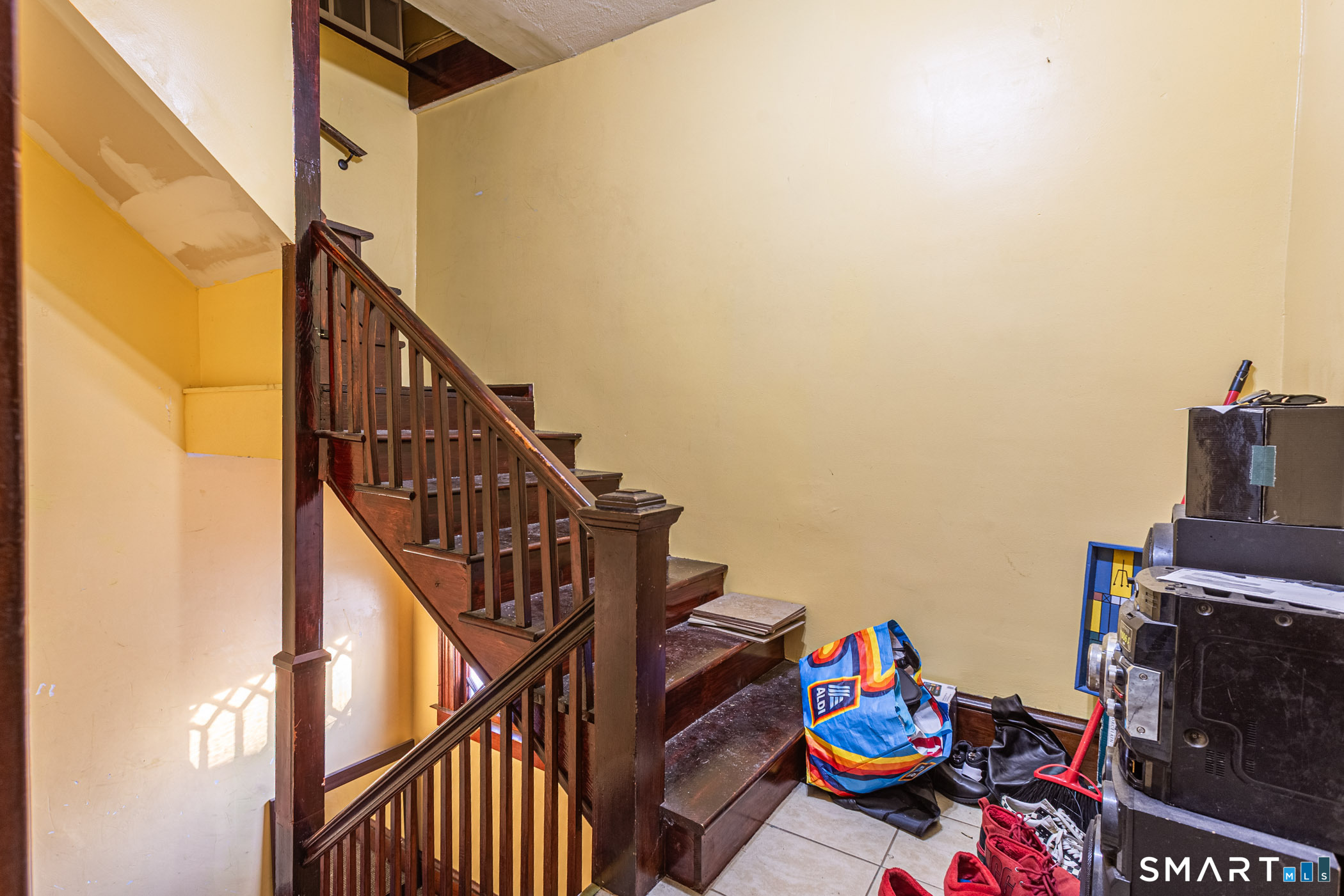 34 Adams Street Hartford CT 06112