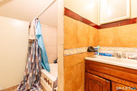 34 Adams Street Hartford CT 06112