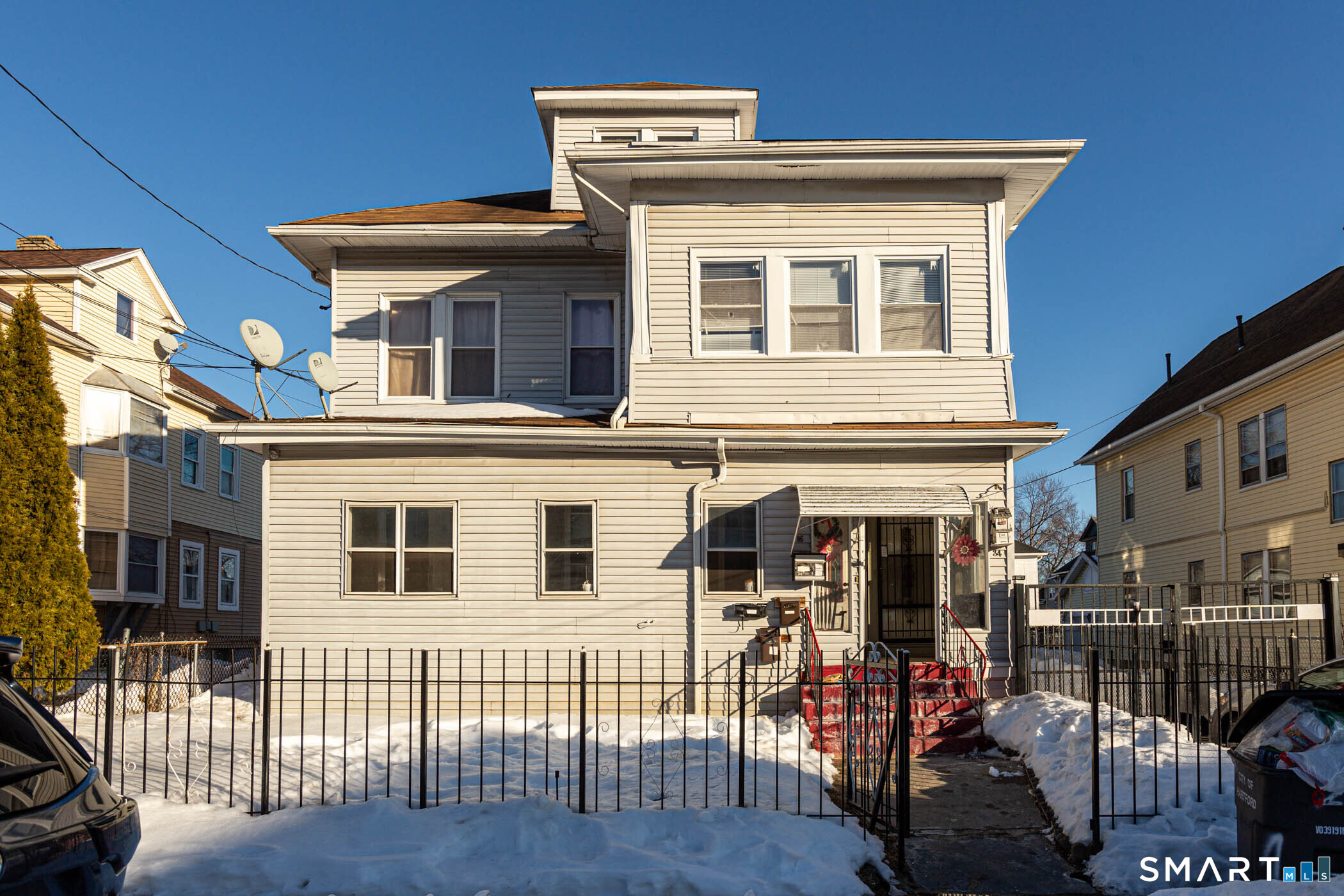 34 Adams Street Hartford CT 06112