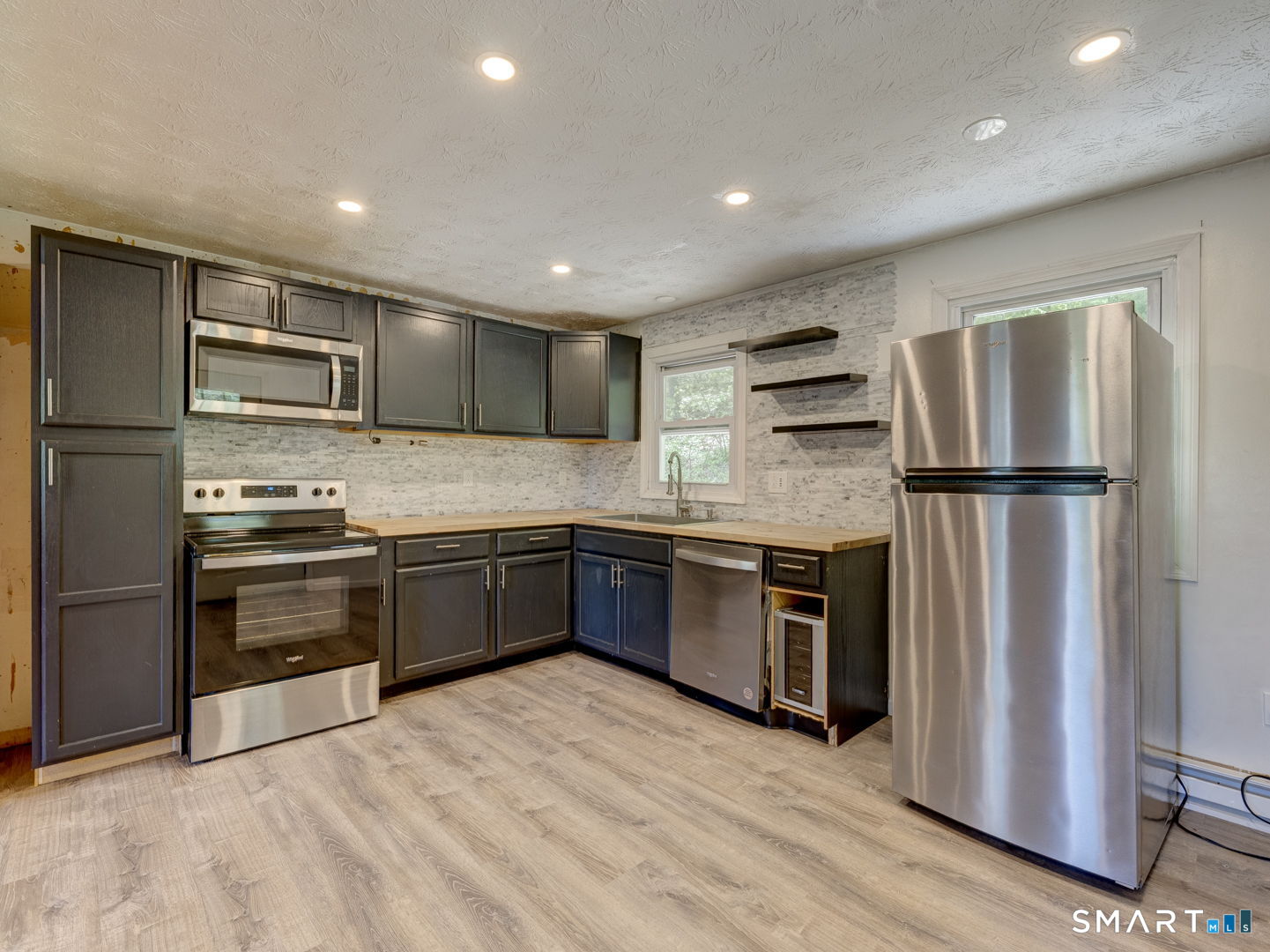 39 Bernside Drive Bristol CT 06010