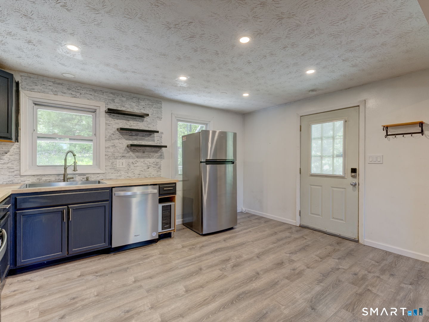 39 Bernside Drive Bristol CT 06010
