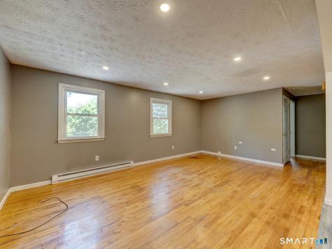 39 Bernside Drive Bristol CT 06010