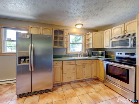 39 Bernside Drive Bristol CT 06010