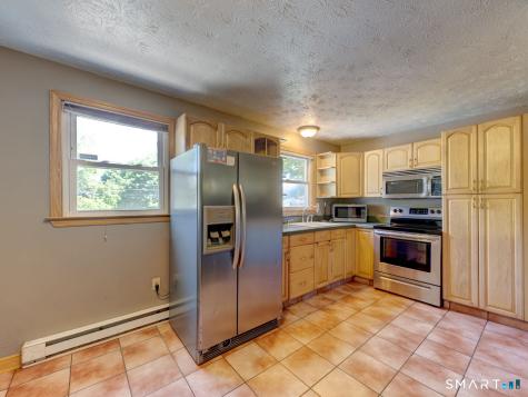 39 Bernside Drive Bristol CT 06010