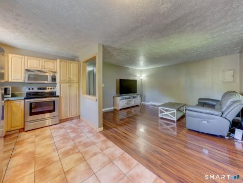 39 Bernside Drive Bristol CT 06010