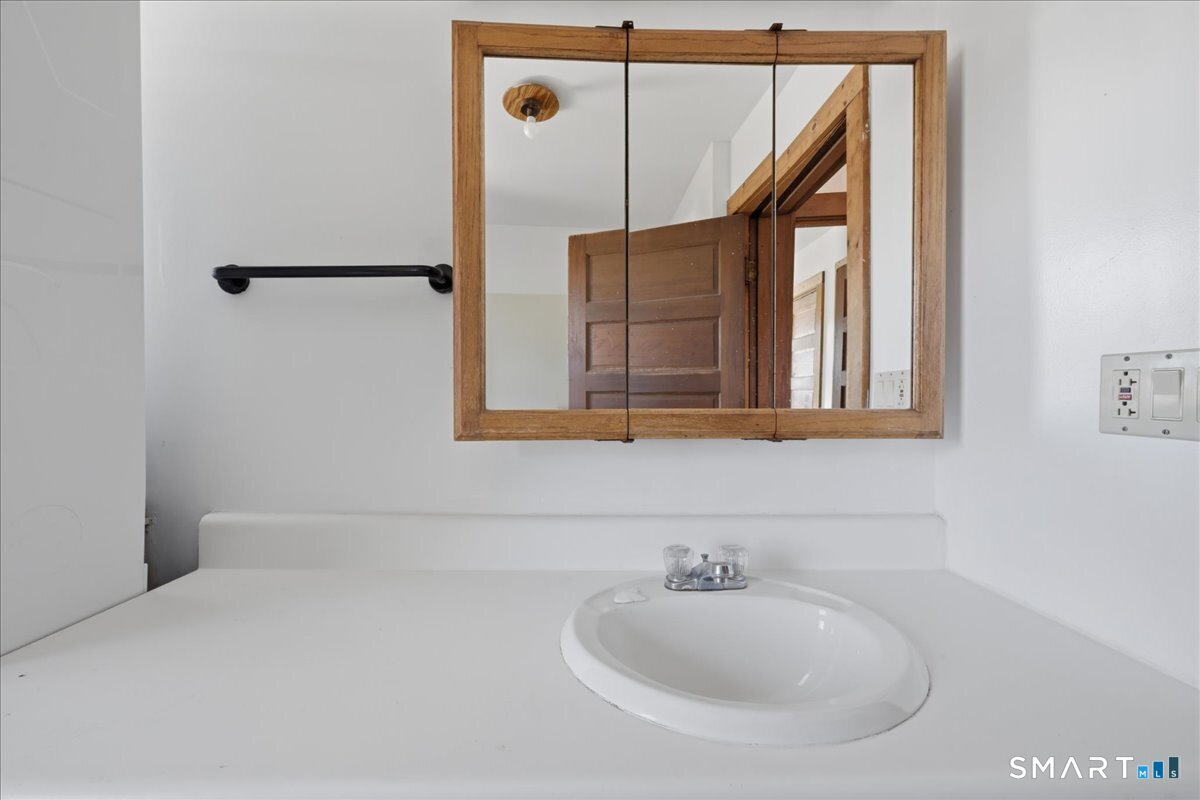 46 Hatch Street Stonington CT 06355