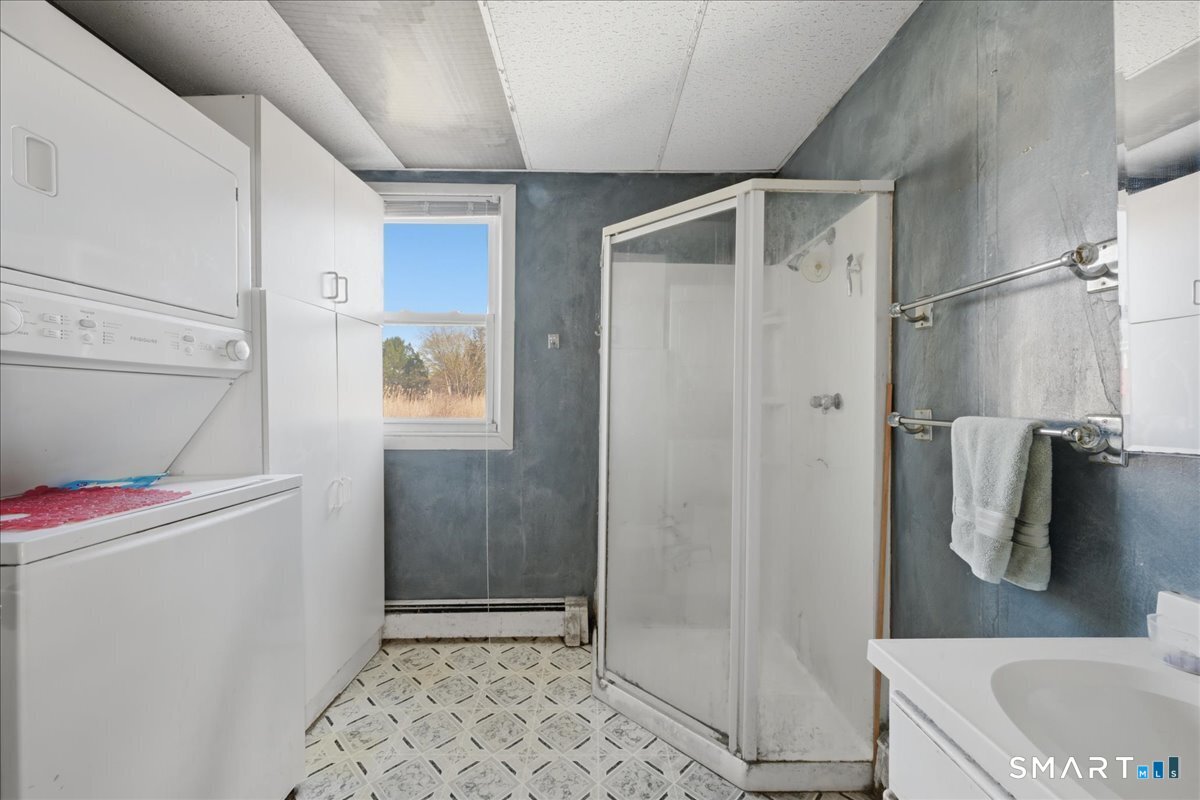 46 Hatch Street Stonington CT 06355