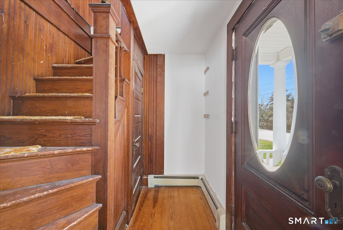 46 Hatch Street Stonington CT 06355
