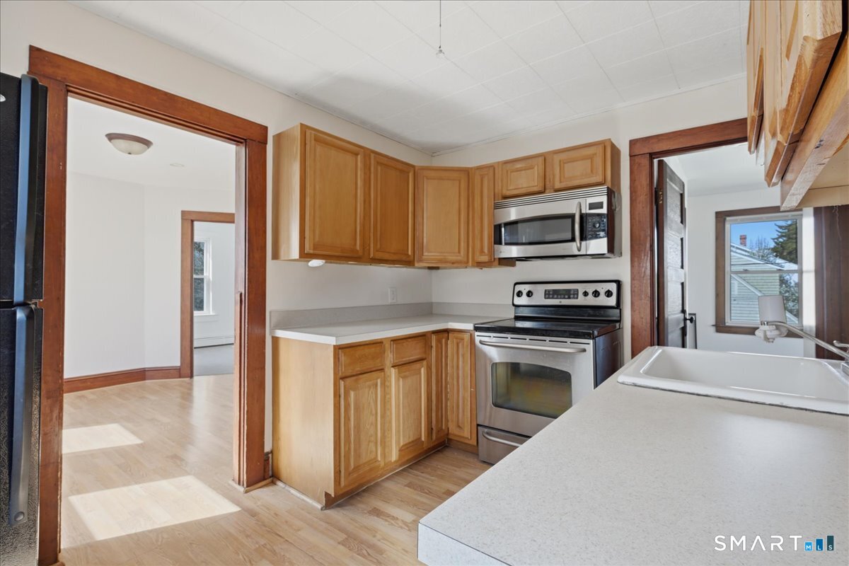 46 Hatch Street Stonington CT 06355