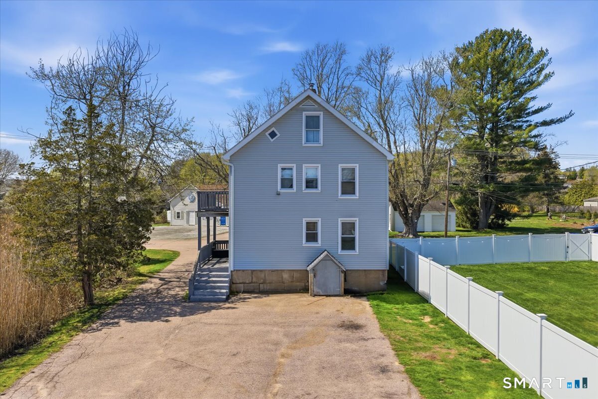 46 Hatch Street Stonington CT 06355