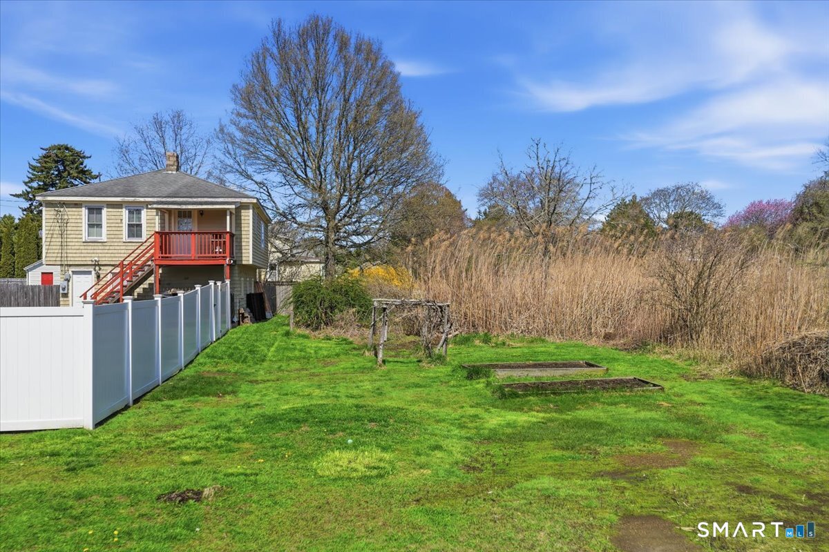 46 Hatch Street Stonington CT 06355