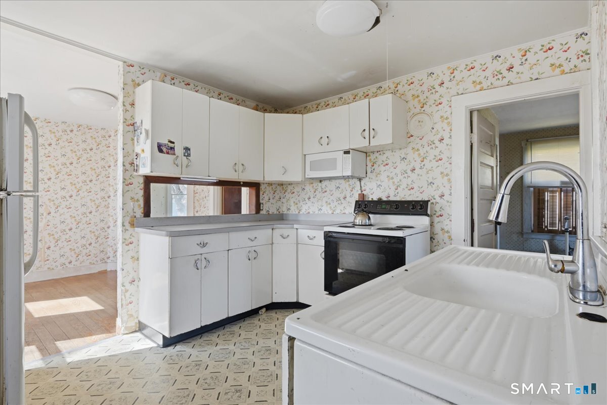 46 Hatch Street Stonington CT 06355