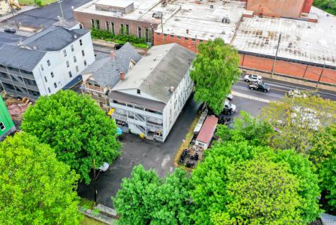 915 South Main Street Waterbury CT 06706