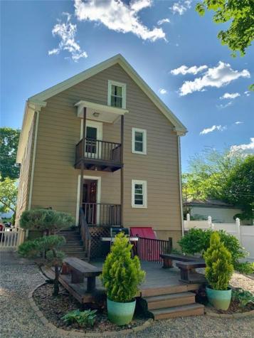 17 Dudley Street Bristol CT 06010