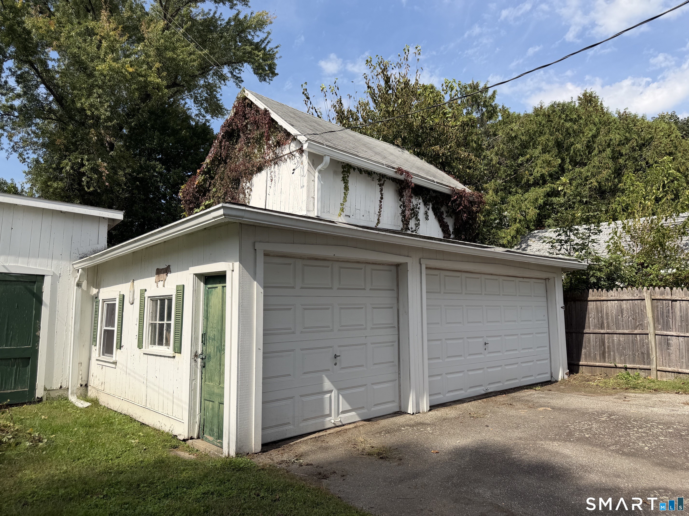 15-17 Hodge Avenue Ansonia CT 06401