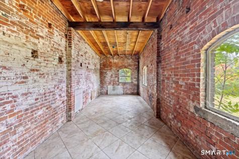 78 Clover Street Waterbury CT 06706