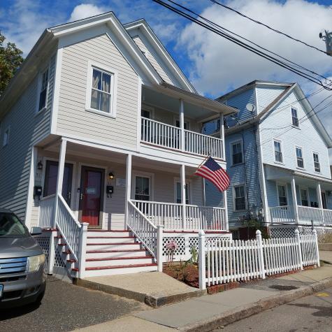 49 Belden Street New London CT 06320