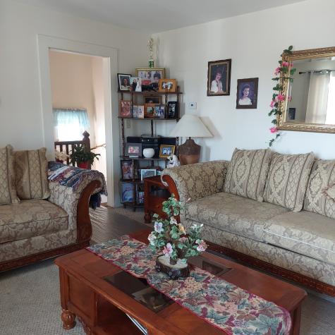 49 Belden Street New London CT 06320