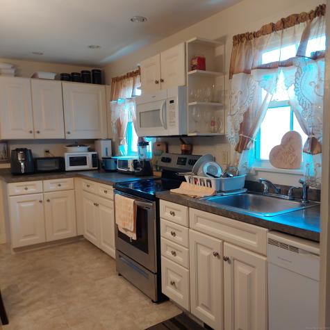 49 Belden Street New London CT 06320