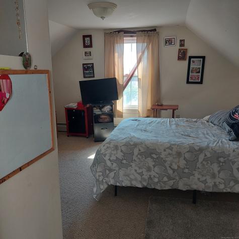 49 Belden Street New London CT 06320