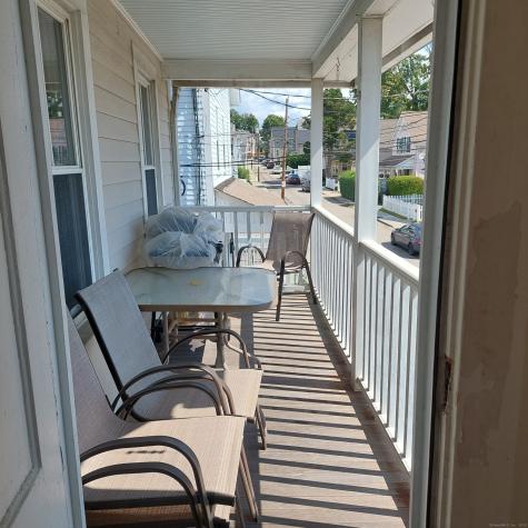 49 Belden Street New London CT 06320