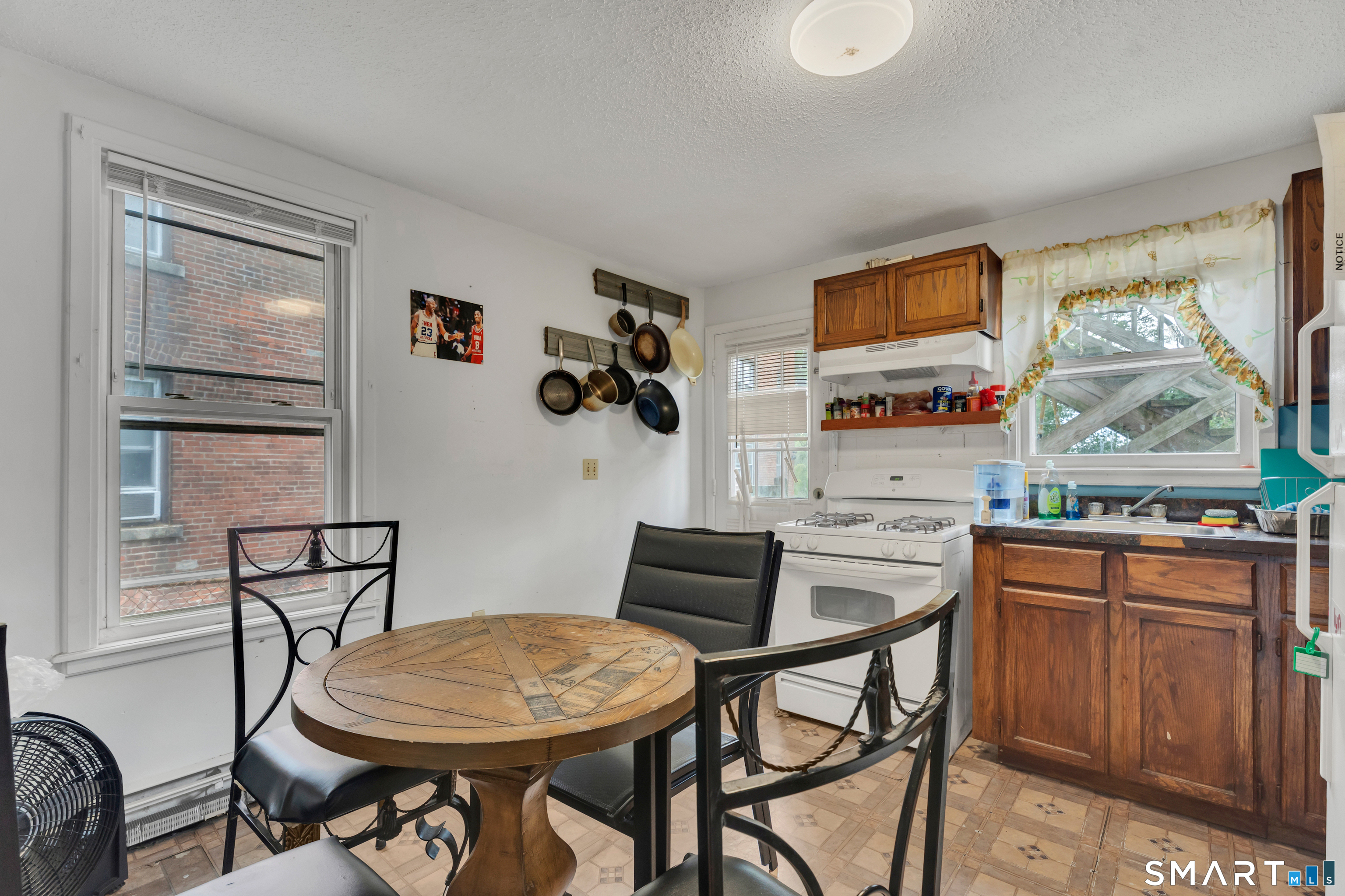 427 Zion Street Hartford CT 06106