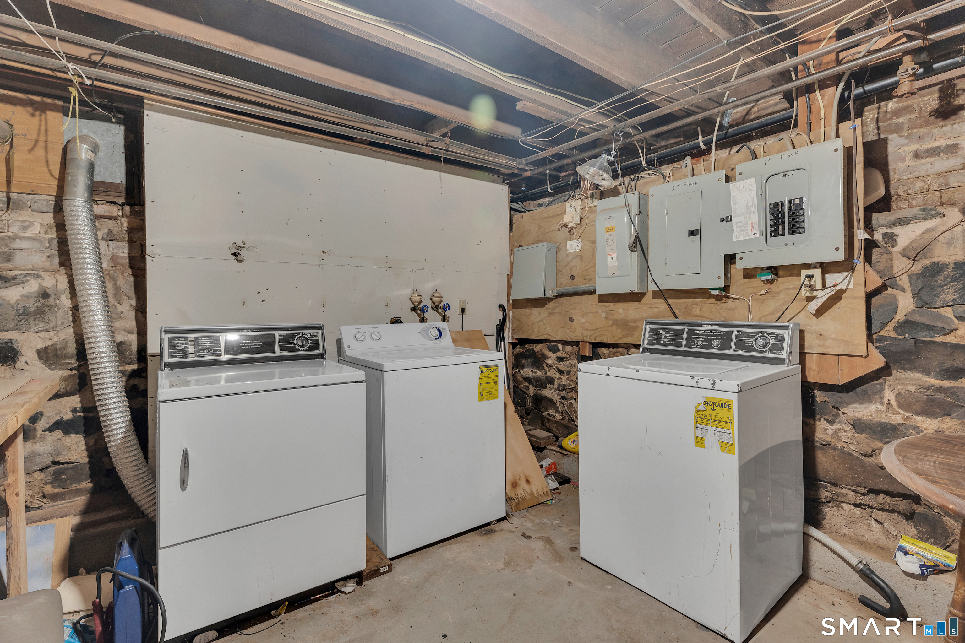 427 Zion Street Hartford CT 06106