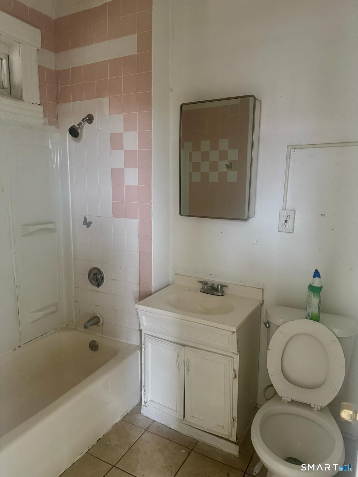 44 Bond Street Hartford CT 06114