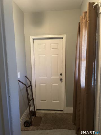111 Calhoun Place Bridgeport CT 06606