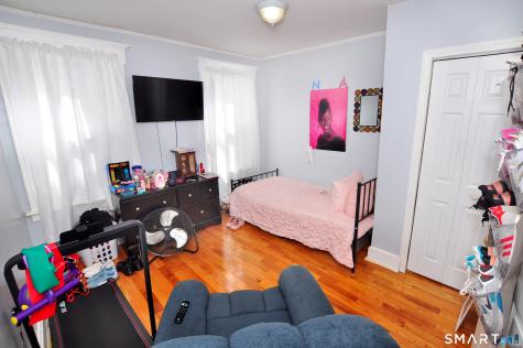 82 Spring Street Meriden CT 06451