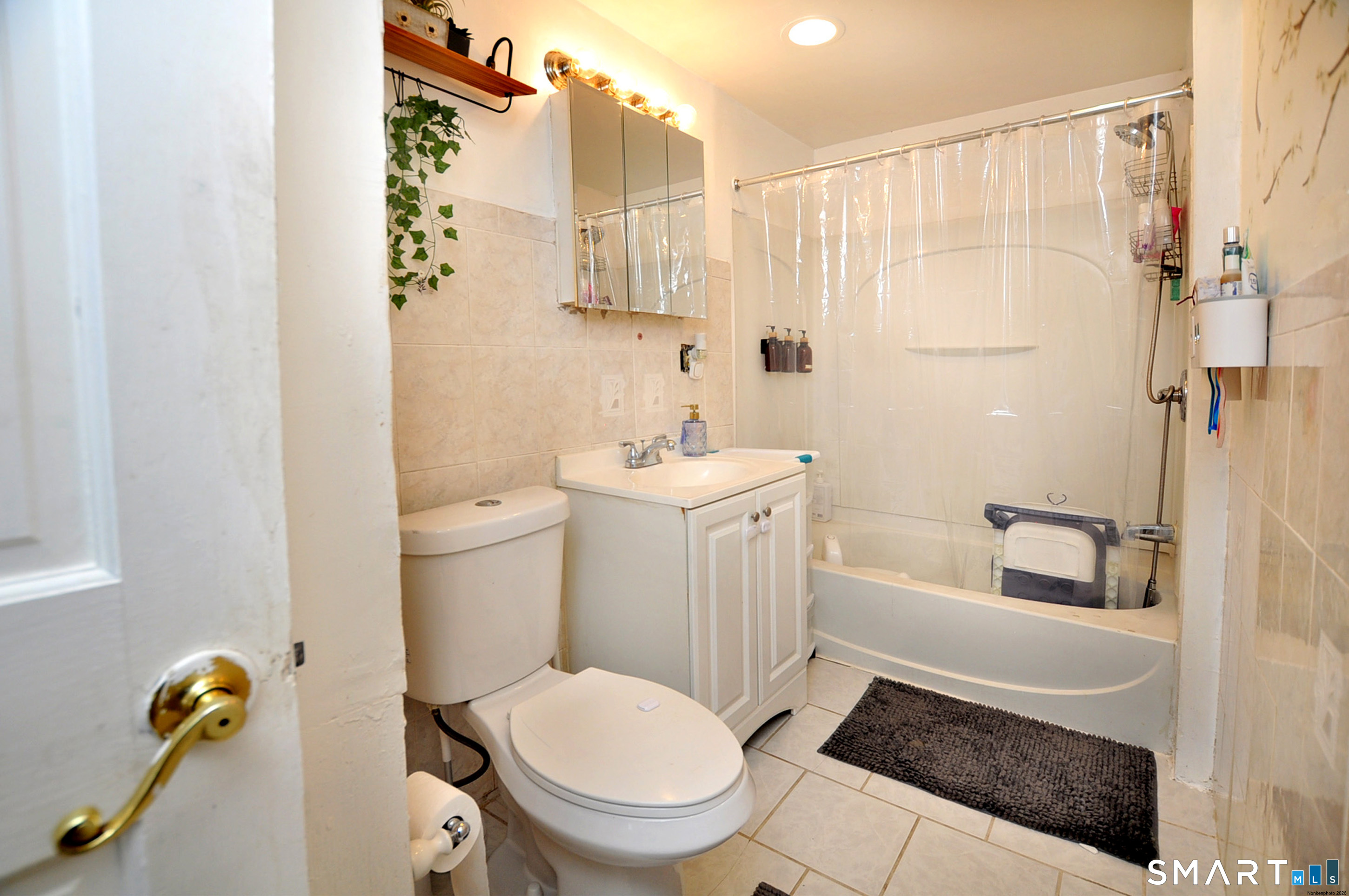 82 Spring Street Meriden CT 06451