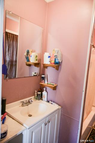 64 Twelfth Street Norwich CT 06360